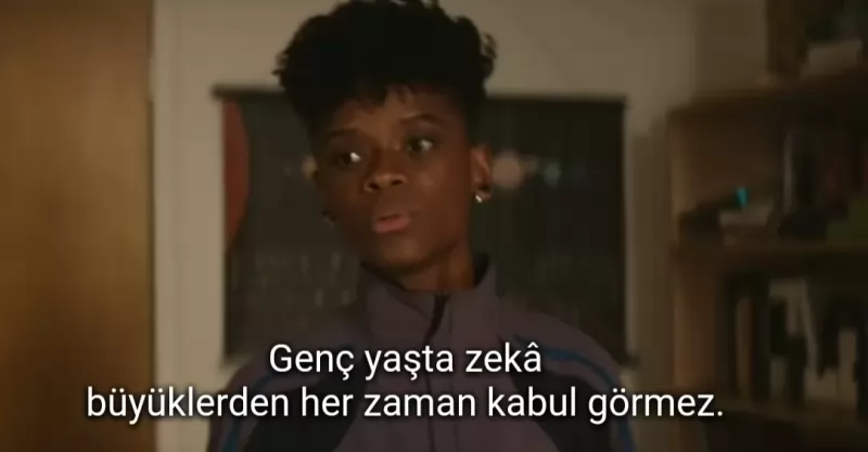 Genç yaşta zeka büyüklerden her zaman ilgi görmez. Black Panter : Wakanda Forever